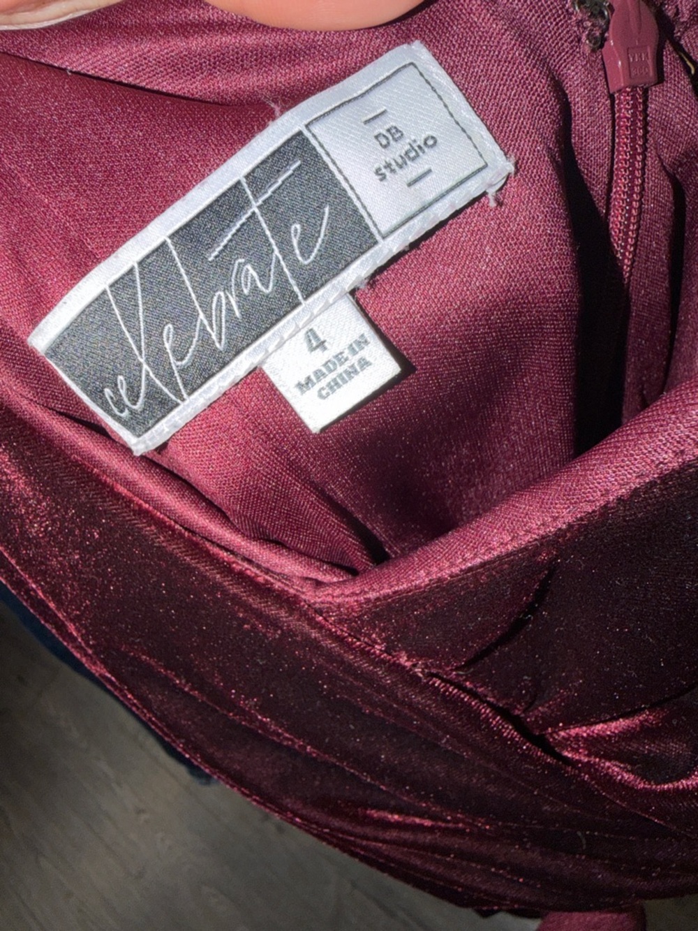 David’s Bridal 4 Elegant Burgundy Velvet Draped V-Neck Dress. - Picture 3 of 3